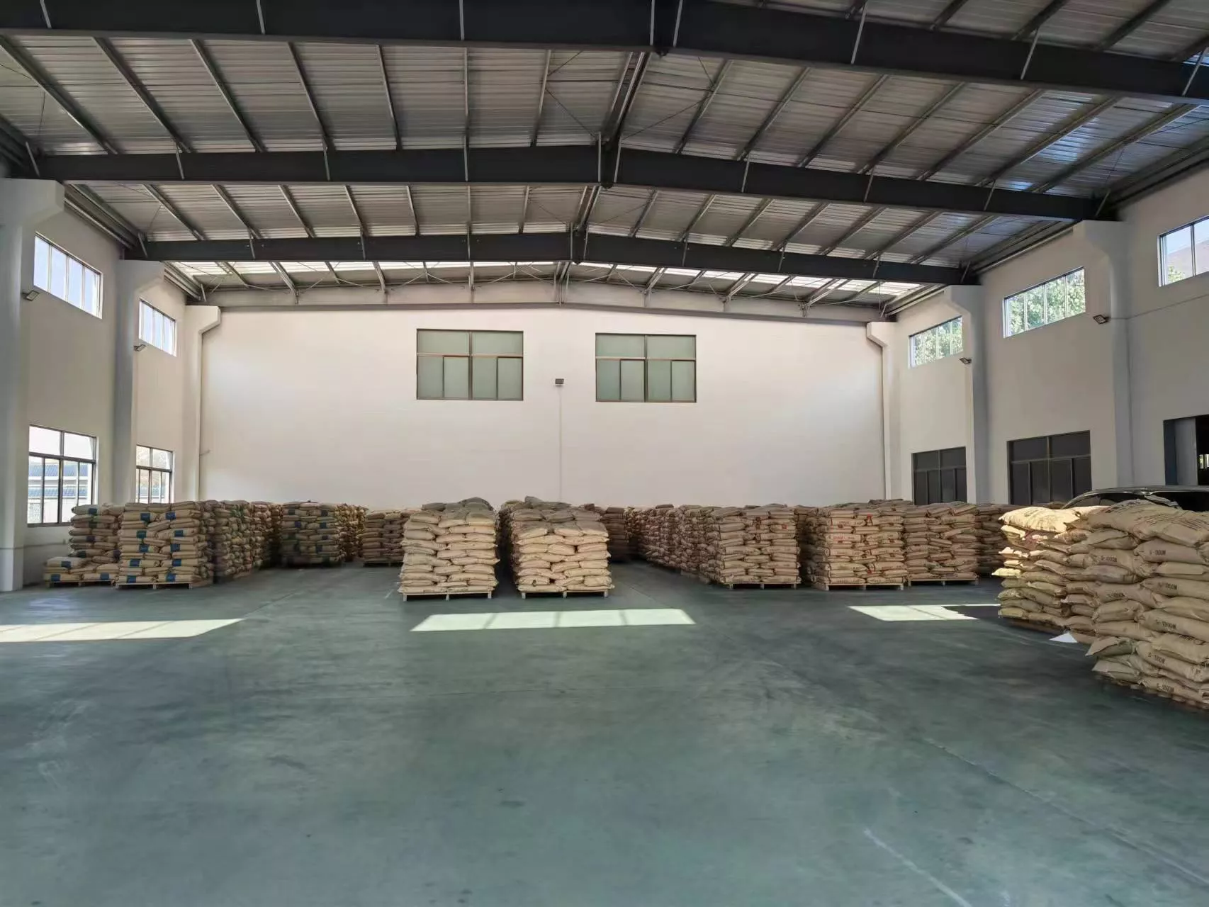 Raw materials warehouse